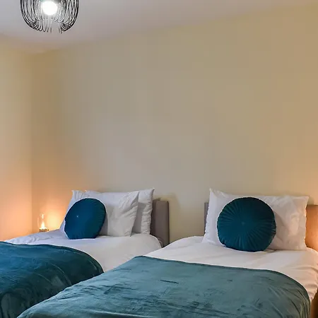 The Garth هلمسلي